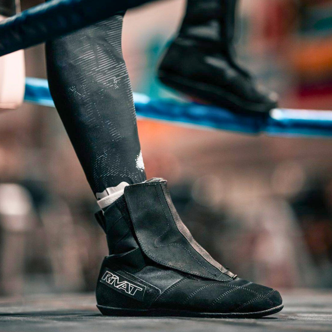 F1, chaussures de savate boxe française, compétition, professionnel, savatekickboxing