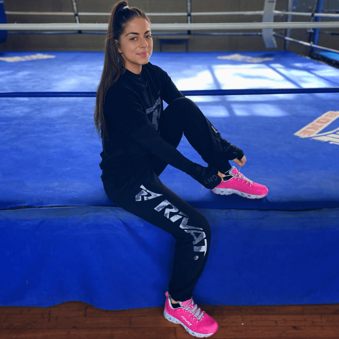 Laura Boivin, boxeuse de savate boxe française, membre du pôle France.