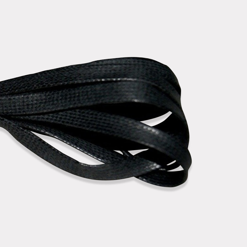 Lacets cirés noir pour chaussures boxe française de la marque Rivat en textile résistant