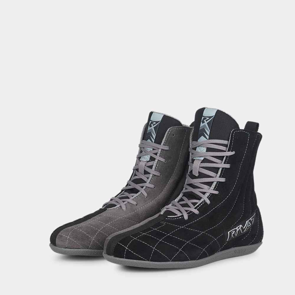 Paire de chaussures de boxe française Rivat en noir et gris avec lacets et semelle fine