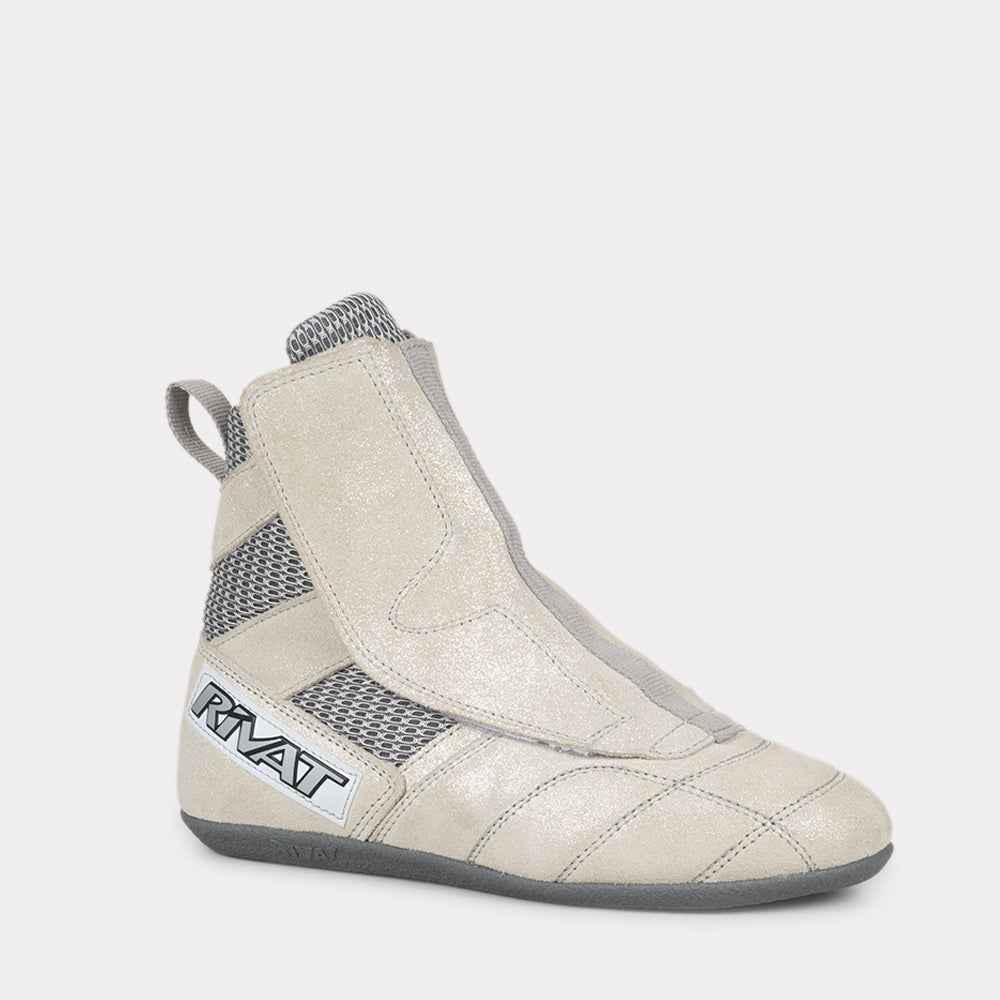Chaussures de boxe française Rivat en cuir beige avec fermeture zippée et semelle fine antidérapante
