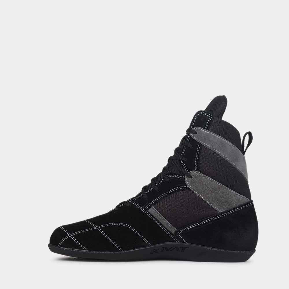 Chaussures de boxe française Rivat noires et grises avec design montante et semelle fine pour performance