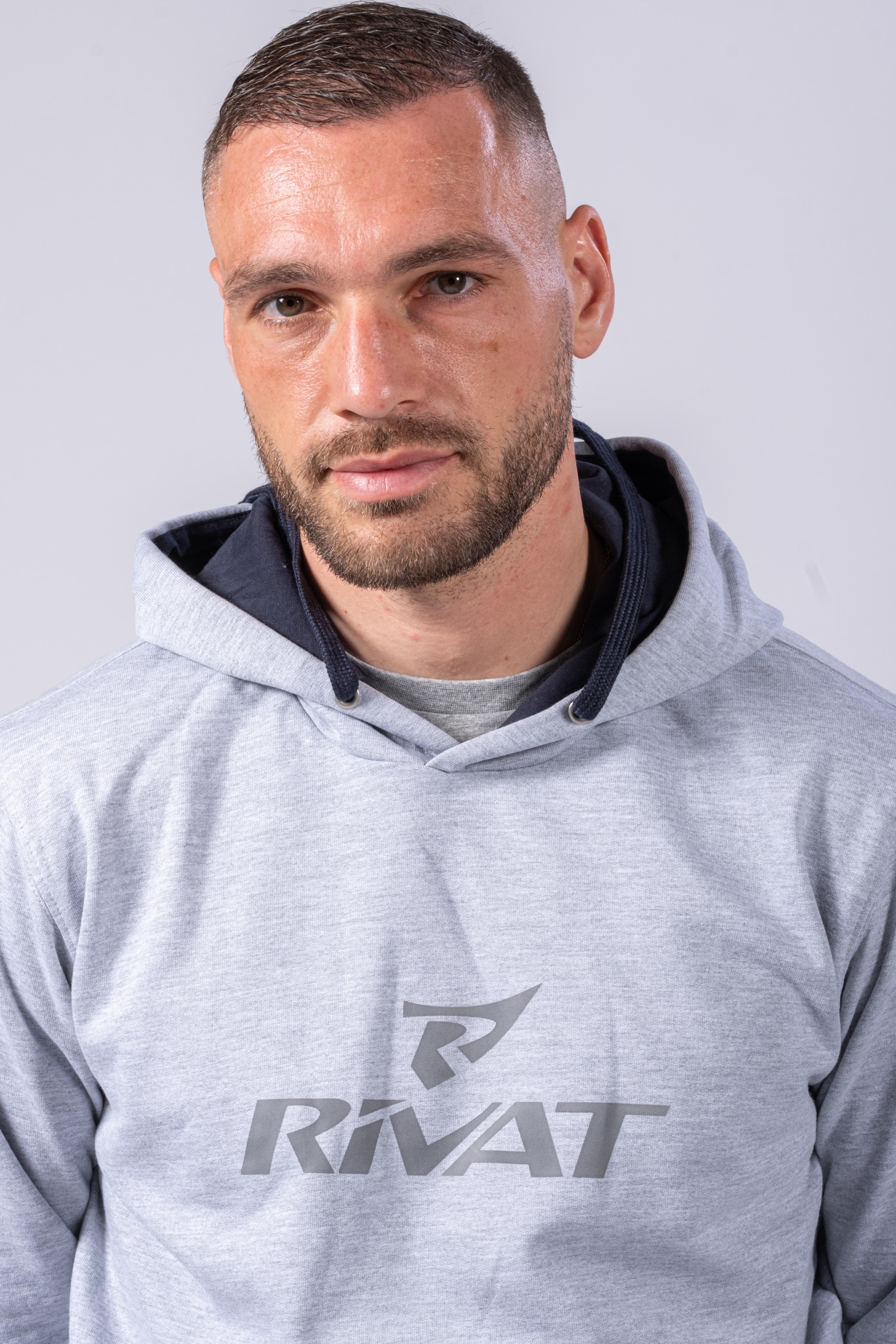 SUDADERA CON CAPUCHA PARA HOMBRE - GRIS / AZUL MARINO