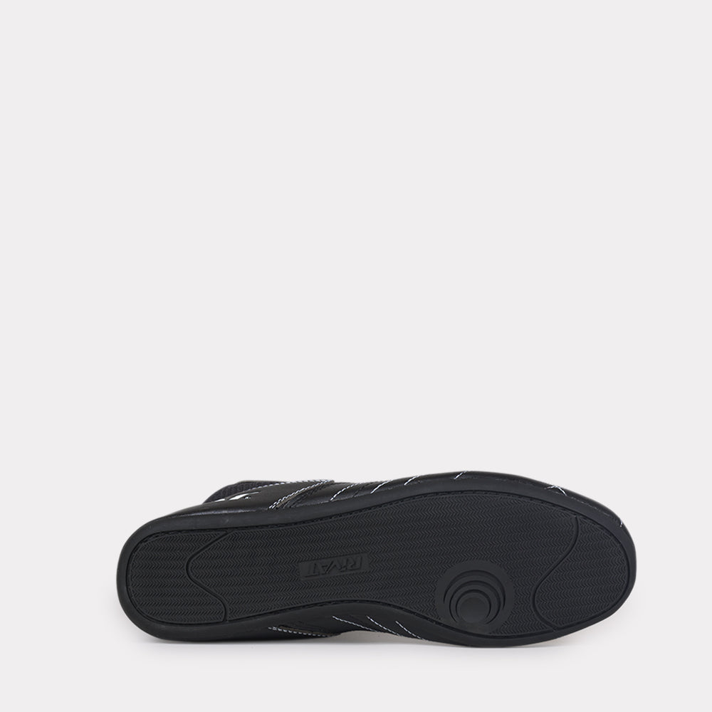Semelle antidérapante de chaussures de boxe noires Rivat vue de dessous
